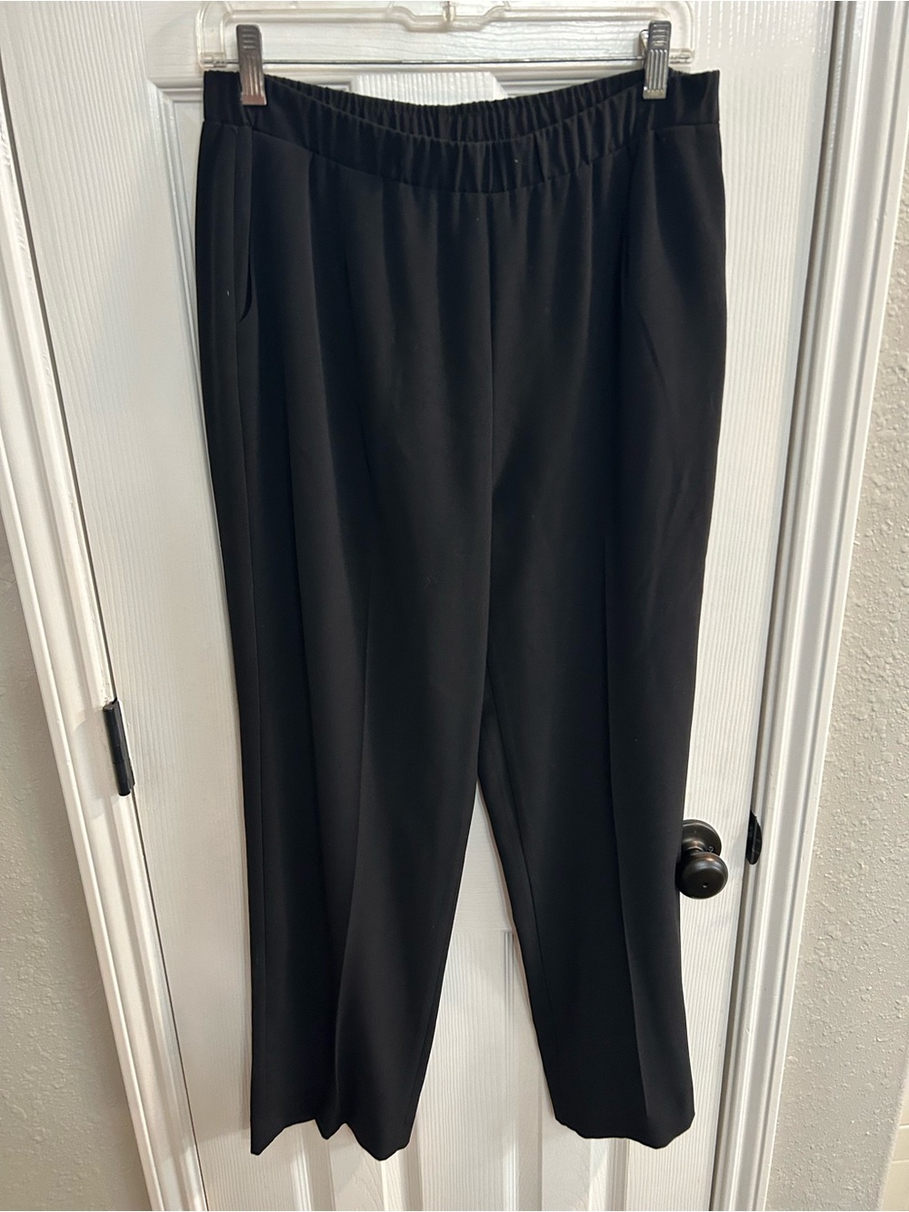 TanJay Women's Black Elastic Waist Pullon Pants Size 10